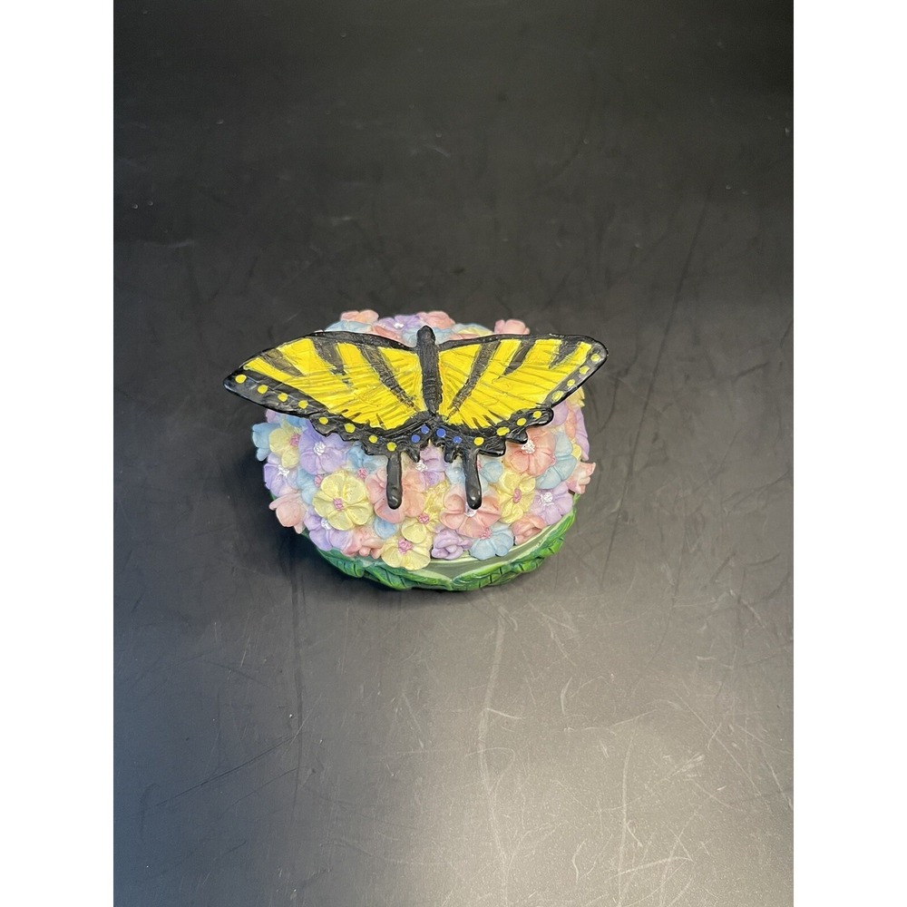 Cape Shore  Butterfly Trinket Box Made In 1999